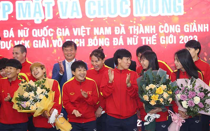 Số tiền thưởng khổng lồ của các cô gái vàng sau khi giành được vé vào chơi tại WC 2023 Số tiền thưởng khổng lồ của các cô gái vàng sau khi giành được vé vào chơi tại WC 2023