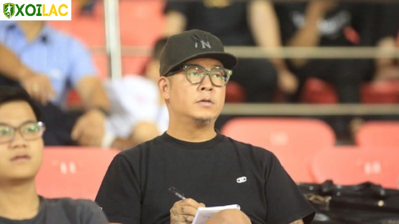 Nguyễn Đắc Văn - Tượng đài sụp đổ của làng bóng đá Việt 2 Ông Nguyễn Đắc Văn có tình yêu mãnh liệt với bóng đá Việt