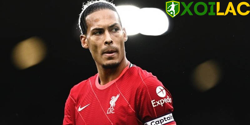 CB là gì trong bóng đá? Những kỹ năng cần thiết