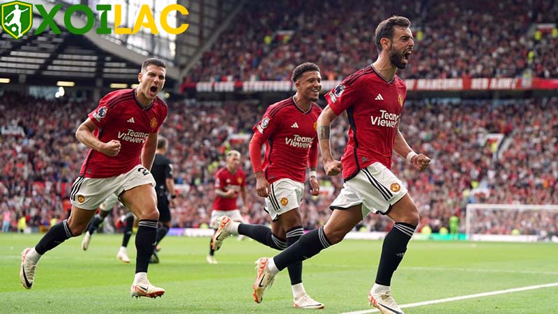 Man Utd có trang phục màu đỏ Man Utd có trang phục màu đỏ